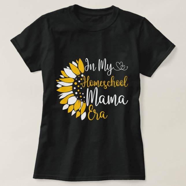 Camiseta En mi escuela primaria, mamá era divertida y enseñ (Diseño del anverso)