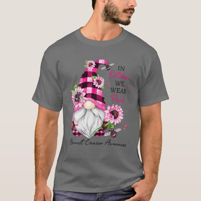 Camiseta En Octubre Usamos Gnome Rosado Para El Cáncer De M (Anverso)