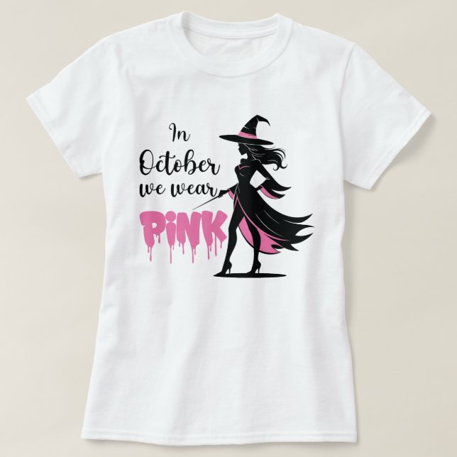 Camiseta En Octubre Usamos Halloween De Bruja Rosa (Diseño del anverso)