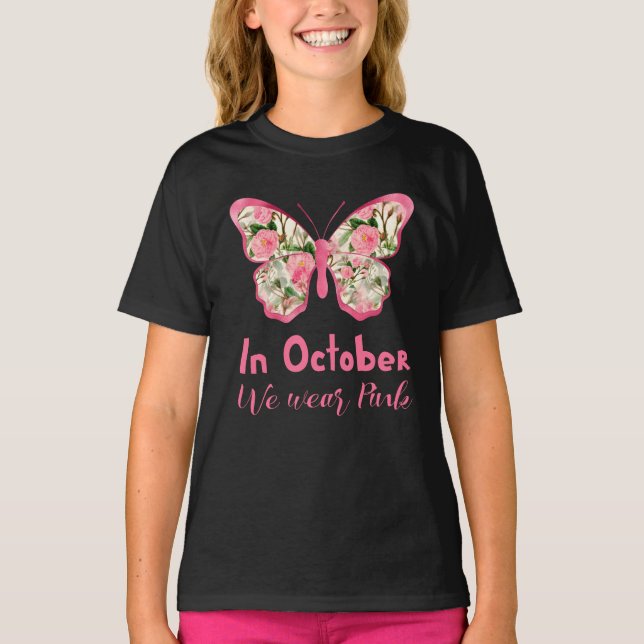 Camiseta En octubre usamos mariposa rosa floral lindo (Anverso)