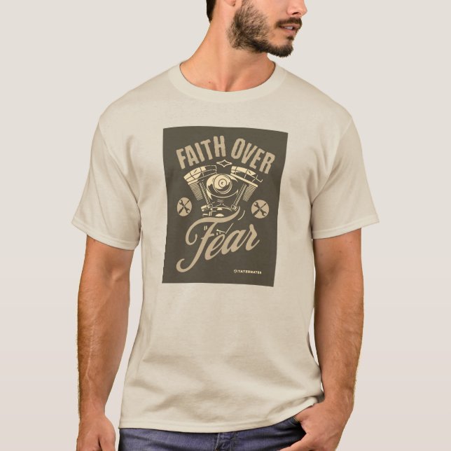 CAMISETA EN T DEL MOTOR DEL TEMOR DE LA FE (Anverso)