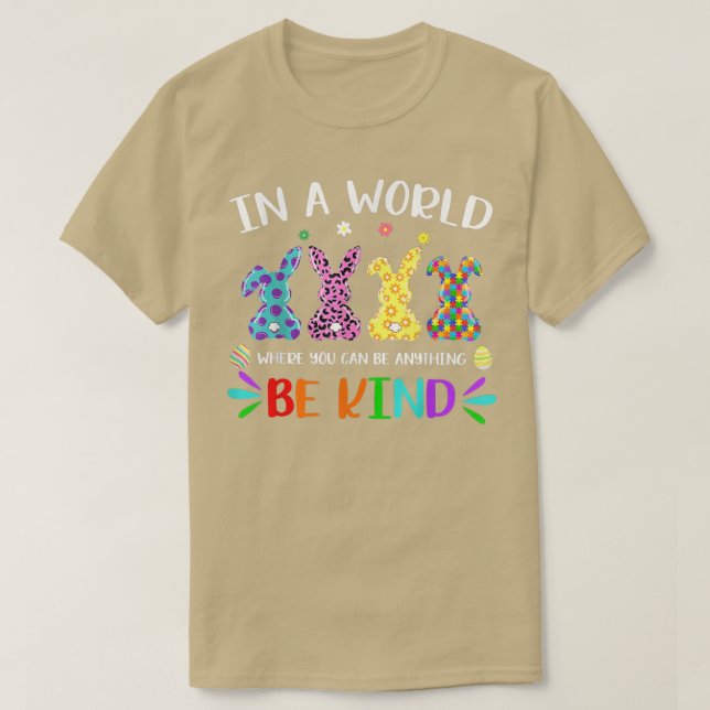 Camiseta En Un Mundo Donde Se Puede Ser Algo Amable (Diseño del anverso)