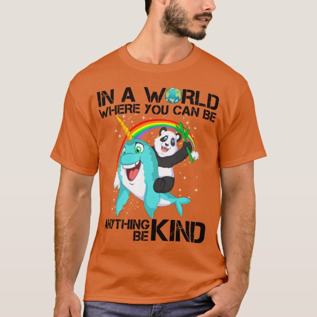 Camiseta en un mundo en el que cualquier cosa puede ser ama (Anverso)