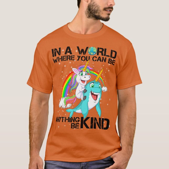 Camiseta en un mundo en el que cualquier cosa puede ser ama (Anverso)