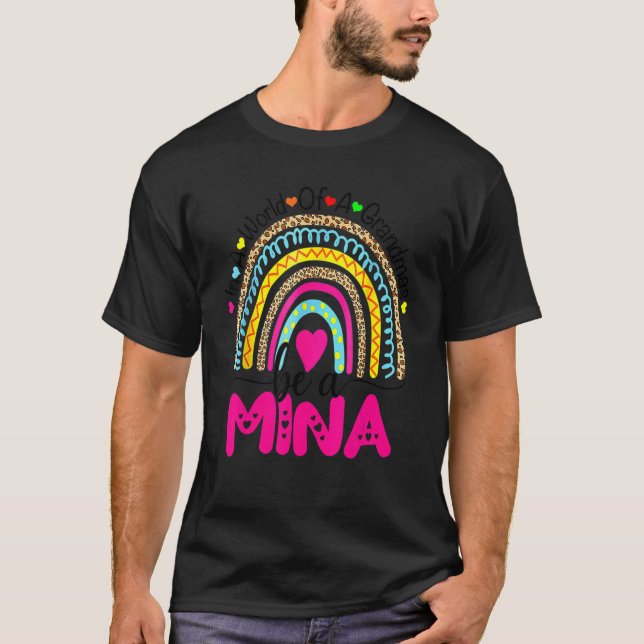 Camiseta En Un Mundo Lleno De Granmas Sea Un Arcoiris Menta (Anverso)