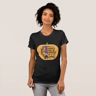 Camiseta En un mundo lleno de princesas sé bruja