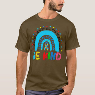 Camiseta En Un Mundo Puedes Ser Cualquier Cosa 2