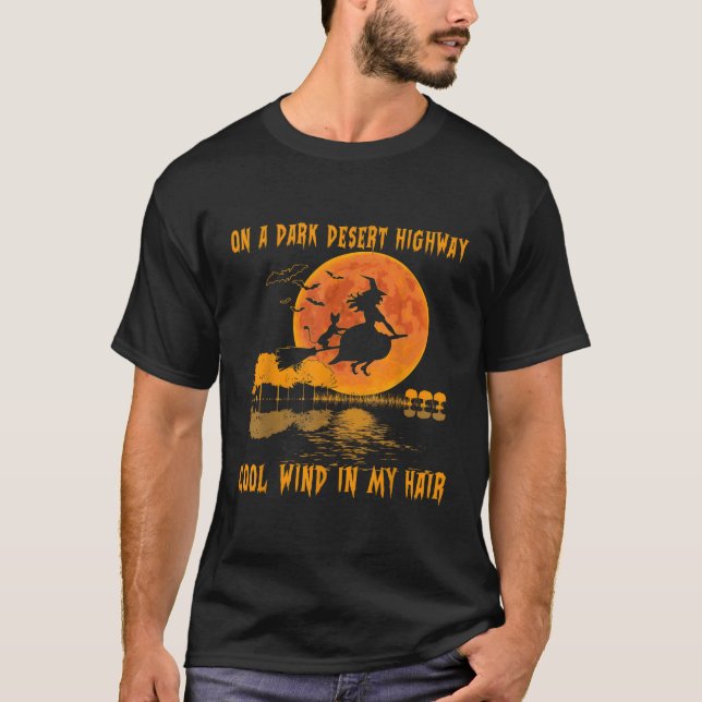 Camiseta En una autopista del desierto oscuro - Viaje de br (Anverso)