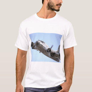 Camiseta En Una Fortaleza Voladora De Carrera B17