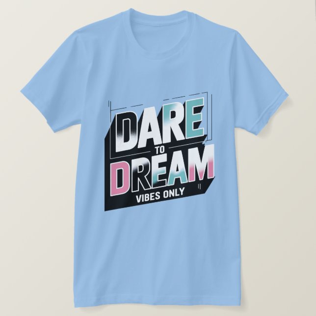 Camiseta En voz alta y clara: negrita y negrita (Anverso del diseño)