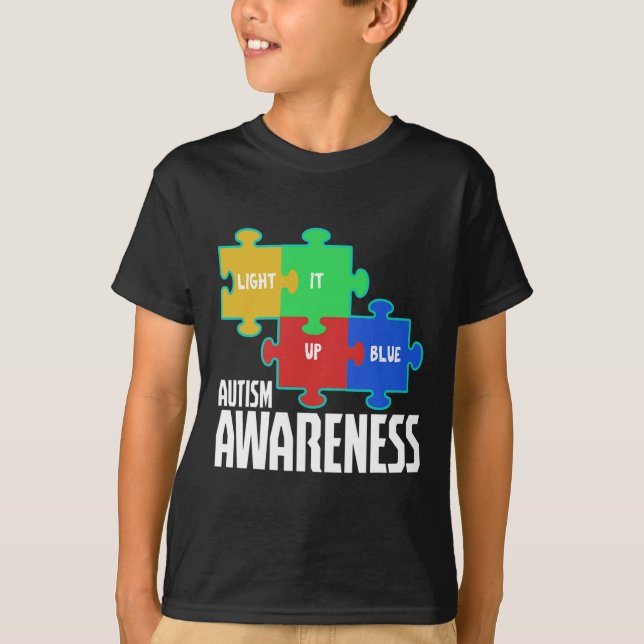 Camiseta Enciende el rompecabezas azul Consciente del Autis (Anverso)