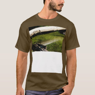 Camiseta encontrar ranas en el estanque Trojan cerca de Gob