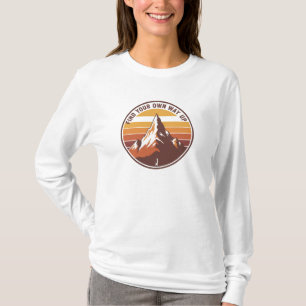 Camiseta Encuentra Tu Propio Camino Arriba – Diseño de Ping