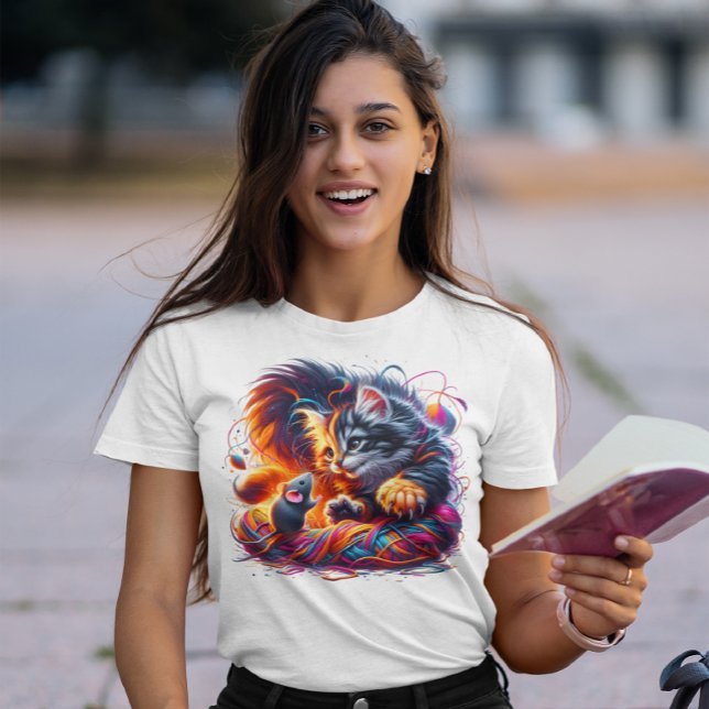 Camiseta Encuentro caprichoso: Gatitos y ratón (Subido por el creador)