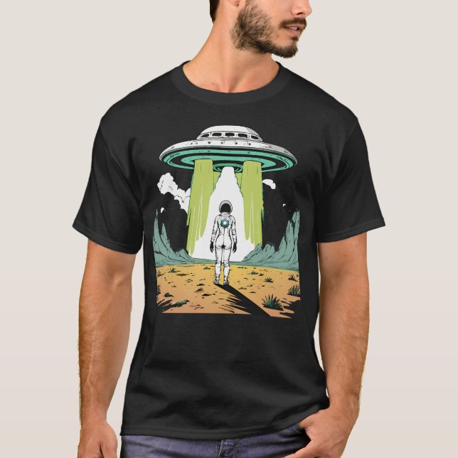 Camiseta Encuentro De Extranjeros En Un Planeta Extraño (Anverso)