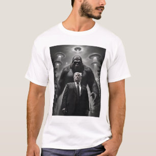 Camiseta Encuentro extraterrestre alienígena Ovni Bigfoot T