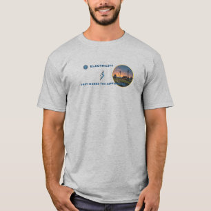 Camiseta Energía eléctrica: un hogar ligero en un vasto bos