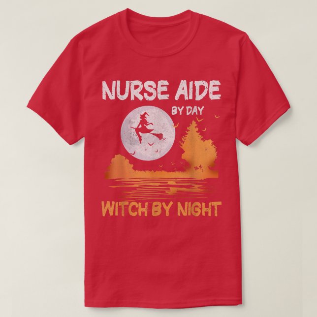 Camiseta Enfermera Aide By Day Witch By Night Women Hallowe (Diseño del anverso)