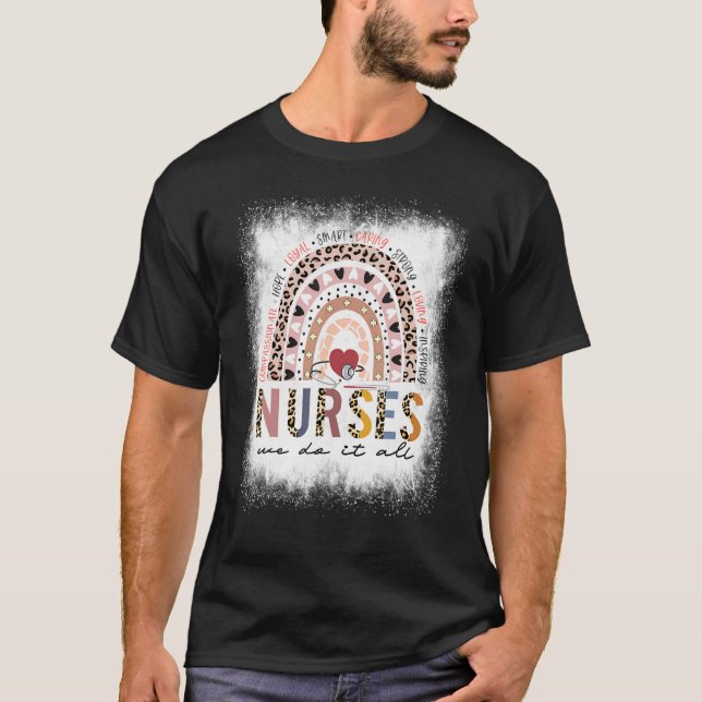 Camiseta Enfermera arcoiris de leopardo blanqueado lo hacem (Anverso)