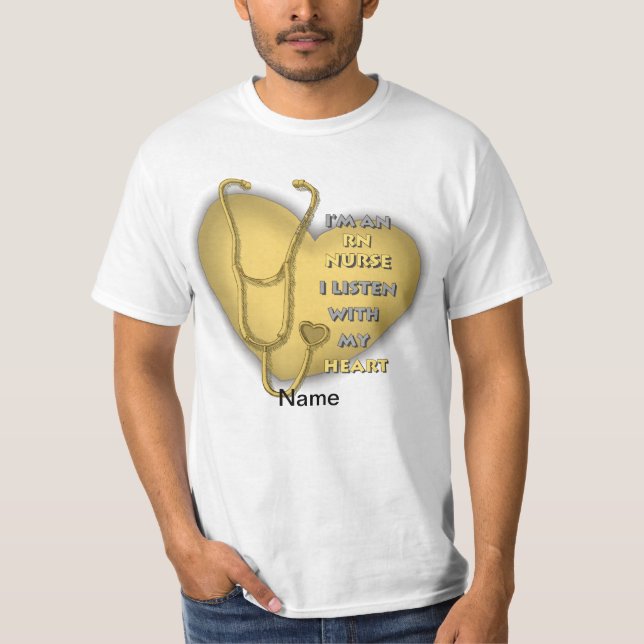 Camiseta Enfermera con matrícula RN en el corazón amarillo (Anverso)