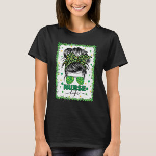 Camiseta Enfermera con sangre, vida desordenada, bollo feli