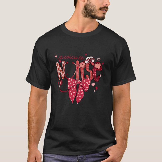 Camiseta Enfermera de CVICU Stethoscope Coquette Bow Heart  (Anverso)