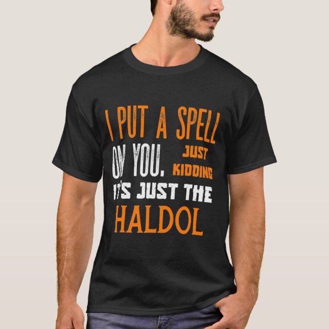 Camiseta Enfermera de Halloween RN Medical Haldol Spell Med (Anverso)