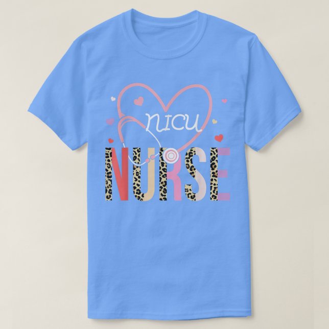 Camiseta Enfermera de NICU Valentine Leopard Print Heart St (Diseño del anverso)