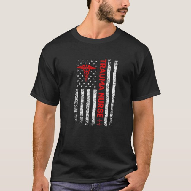 Camiseta Enfermera de Trauma Registro Patriótico de Bandera (Anverso)