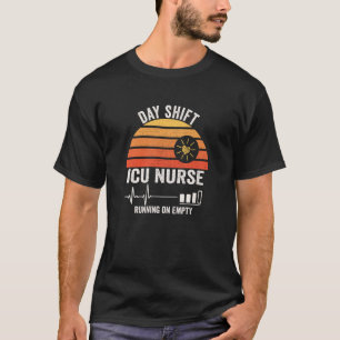 Camiseta Enfermera de turno de día y UCI agotada Retro