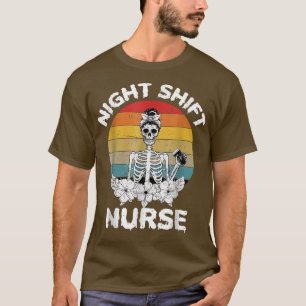 Camiseta Enfermera de turno nocturno divertida Skeleton Hal