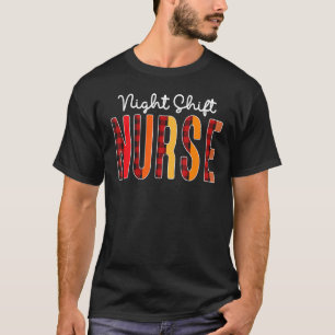 Camiseta Enfermera de turno nocturno Plaid Red Love Heart S