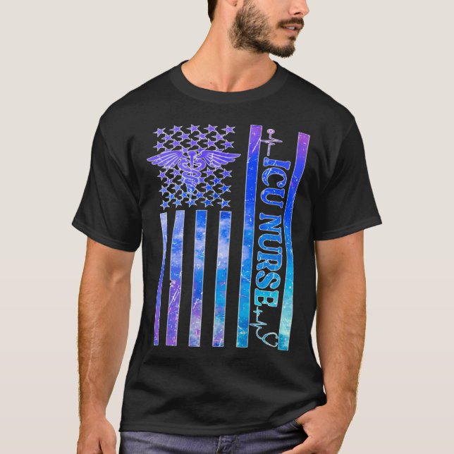 Camiseta Enfermera de UCI Bandera de EE. UU. Enfermera de U (Anverso)