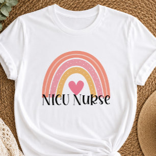 Camiseta Enfermera de UCI Neonatal Arcoíris Boho