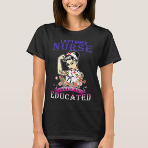 Camiseta Enfermera educada y con tinta de tatuaje