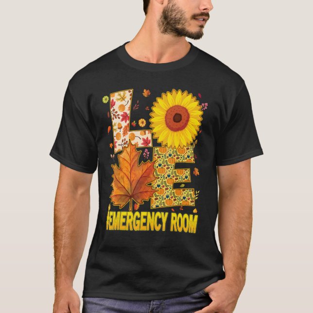 Camiseta Enfermera en sala de emergencias de amor cruje el  (Anverso)