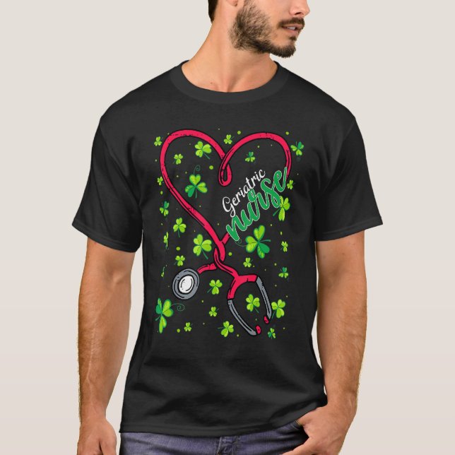 Camiseta Enfermera geriátrica St Patricks Day Love Stethosc (Anverso)