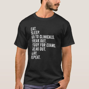 Camiseta enfermera graduada de enfermería escolar de clínic