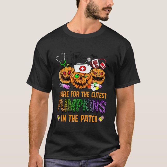 Camiseta Enfermera Halloween Me Preocupan Las Calabazas Más (Anverso)