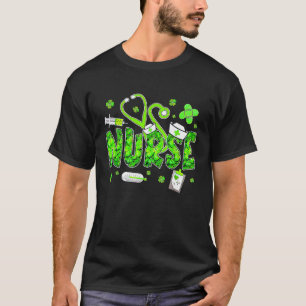 Camiseta Enfermera irlandesa estetoscopio bata día de San P