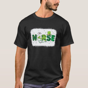 Camiseta Enfermera irlandesa estetoscopio bata día de San P