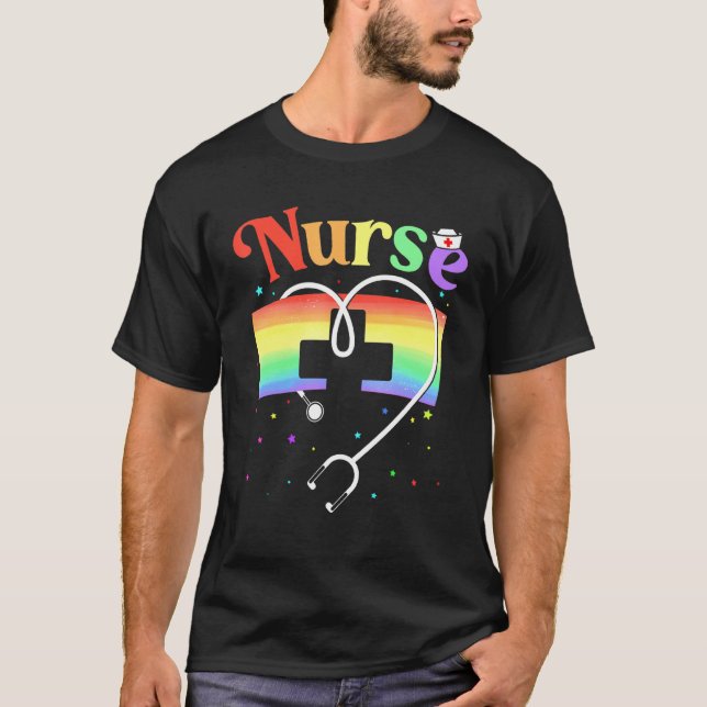 Camiseta Enfermera Lgbtq Orgullo Gay Bandera Arcoiris Regis (Anverso)