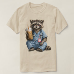 Camiseta Enfermera Mapache del Turno Nocturno , Café Helado