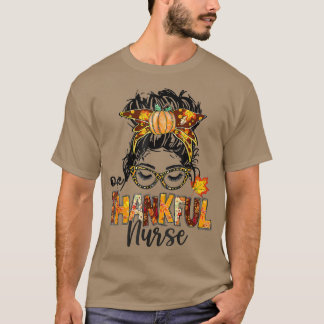Camiseta Enfermera Messy Bun Hair Una Enfermera Agradecida