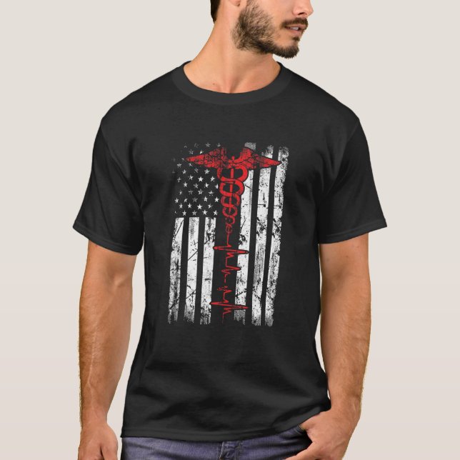 Camiseta Enfermera Patriótica Enfermera de la bandera de Es (Anverso)