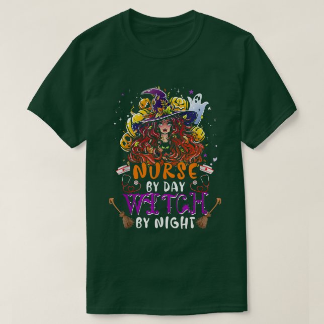 Camiseta Enfermera Por Día Bruja Por Noche Graciosa Bruja A (Diseño del anverso)