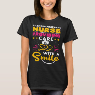 Camiseta Enfermera Práctica Licenciada que Brinda Cuidados