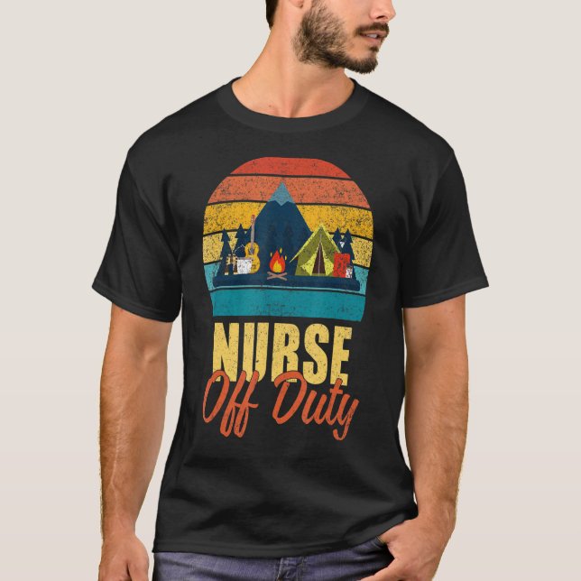 Camiseta Enfermera sin servicio Letu2019s Camping Go (Anverso)