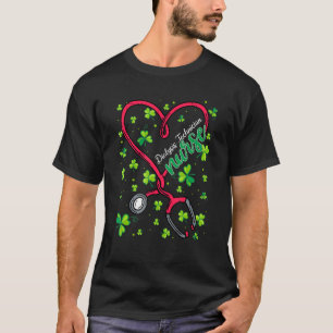 Camiseta Enfermera técnica de diálisis St Patricks Day Love