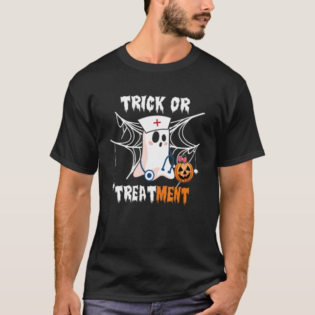 Camiseta Enfermería De Halloween Trick O Tratamiento (Anverso)